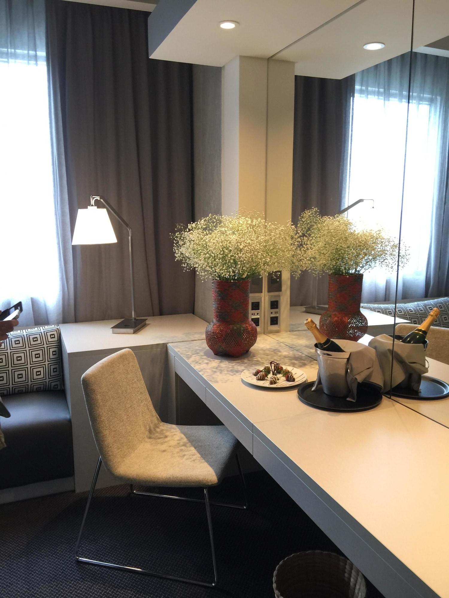 Готель Movich Buro 51 Барранкілья Екстер'єр фото A room at the Mandarin Oriental, Munich