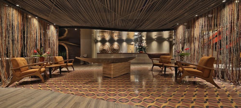 Готель Movich Buro 51 Барранкілья Екстер'єр фото The lobby of the hotel