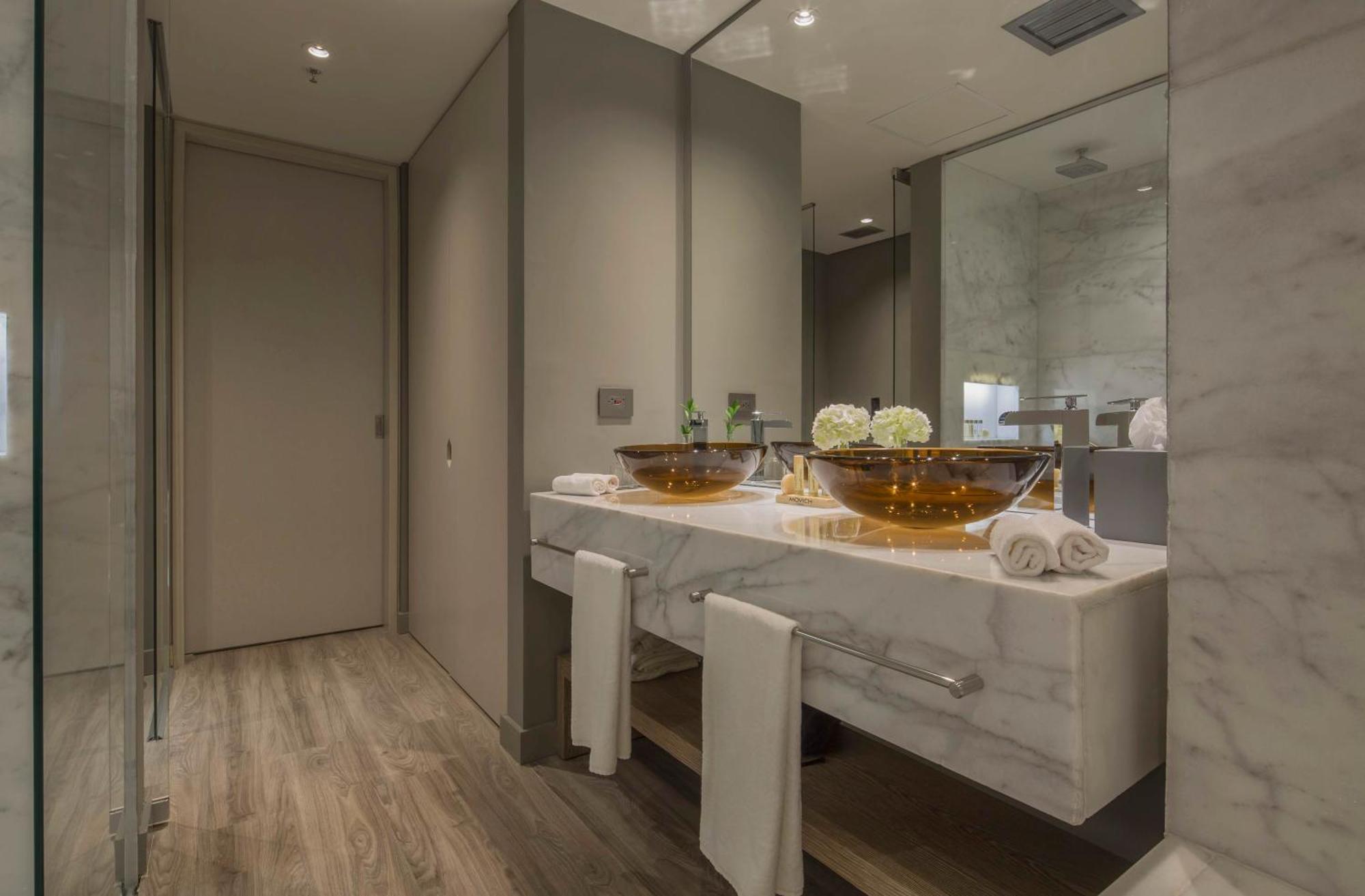 Готель Movich Buro 51 Барранкілья Екстер'єр фото Bathroom